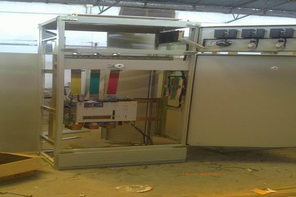 友谊控制柜-3683品牌总闸控制柜的使用原则